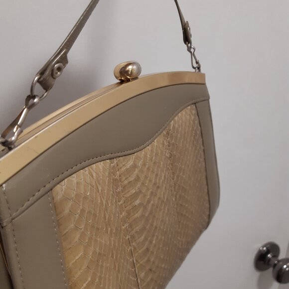 Snake Skin Vintage-Look Purse Handbag - Picture 3 of 9